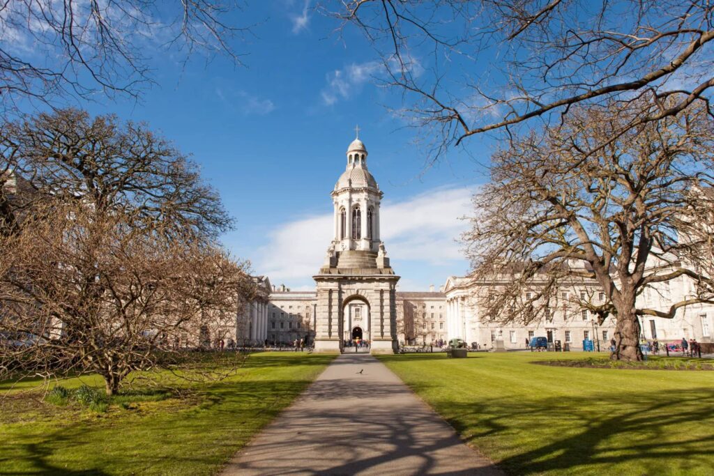 Trinity College - EC Dublino