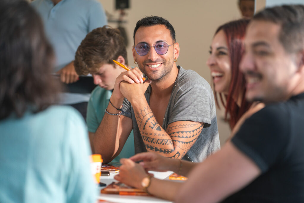 Studente del corso EC Malta 30+ durante una lezione di inglese