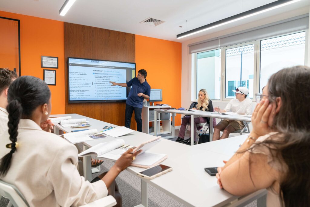 Lezione di inglese EC Dubai